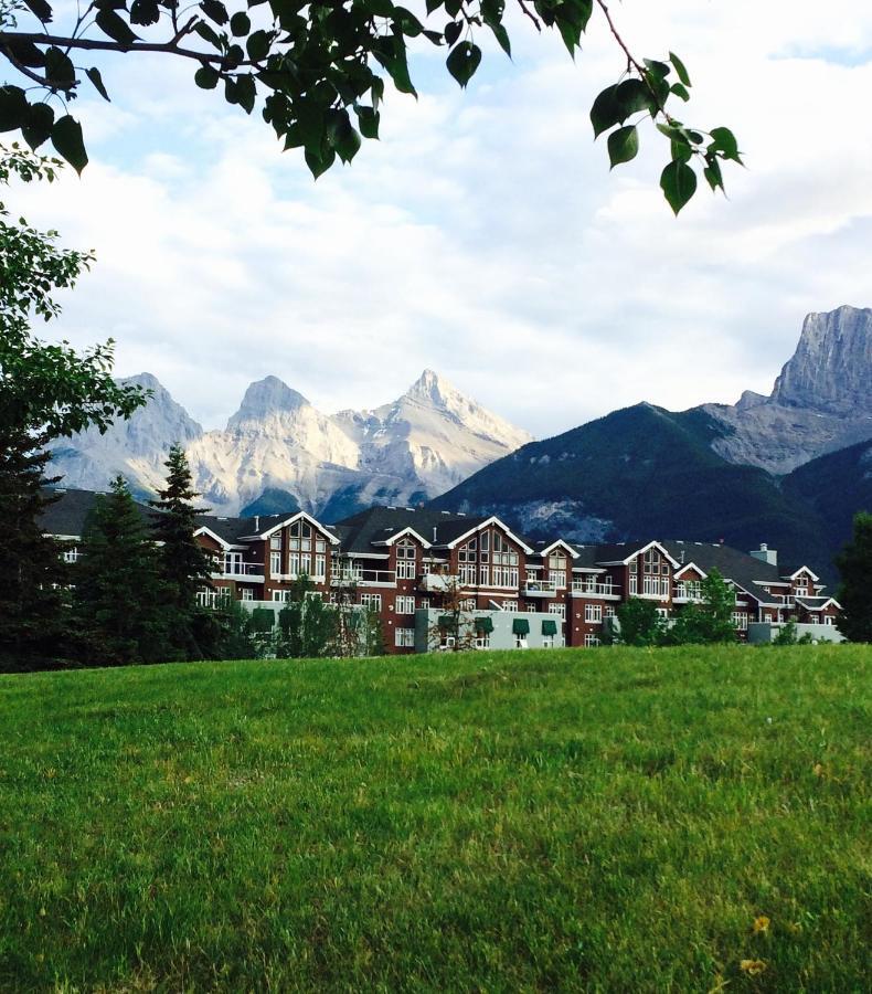 Sunset Resorts Canmore And Spa Экстерьер фото