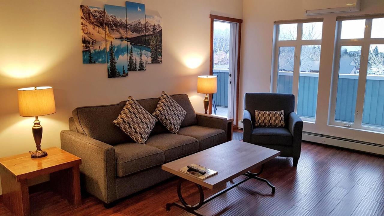 Sunset Resorts Canmore And Spa Экстерьер фото